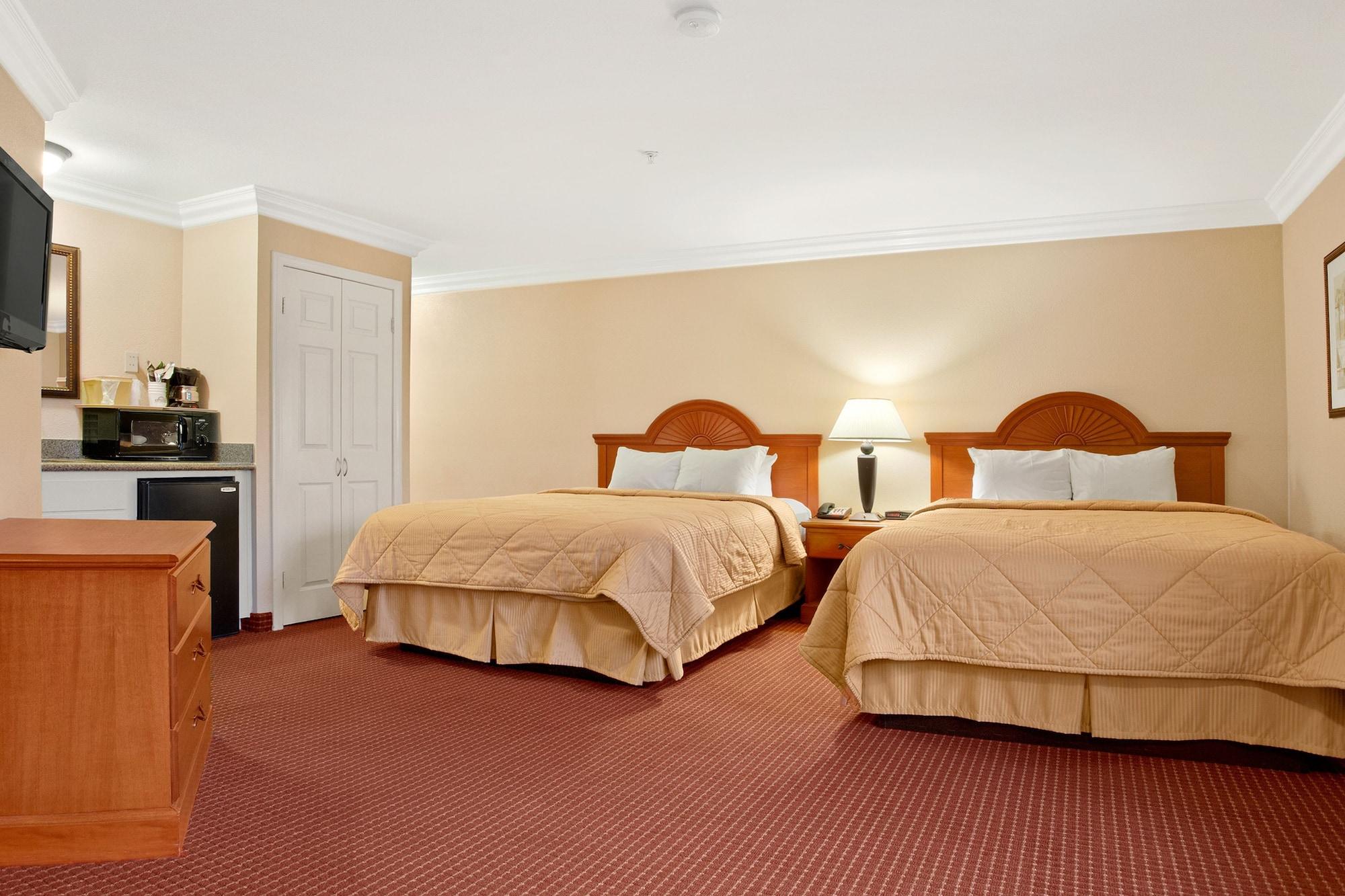 Days Inn By Wyndham Carlsbad Exterior foto
