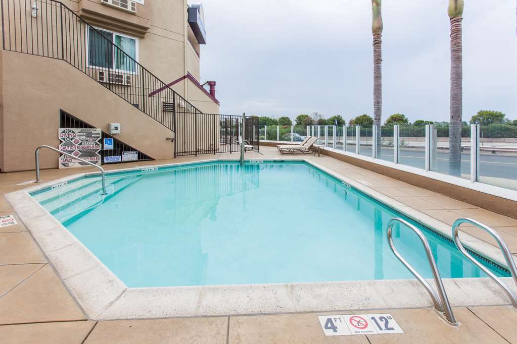Days Inn By Wyndham Carlsbad Instalações foto